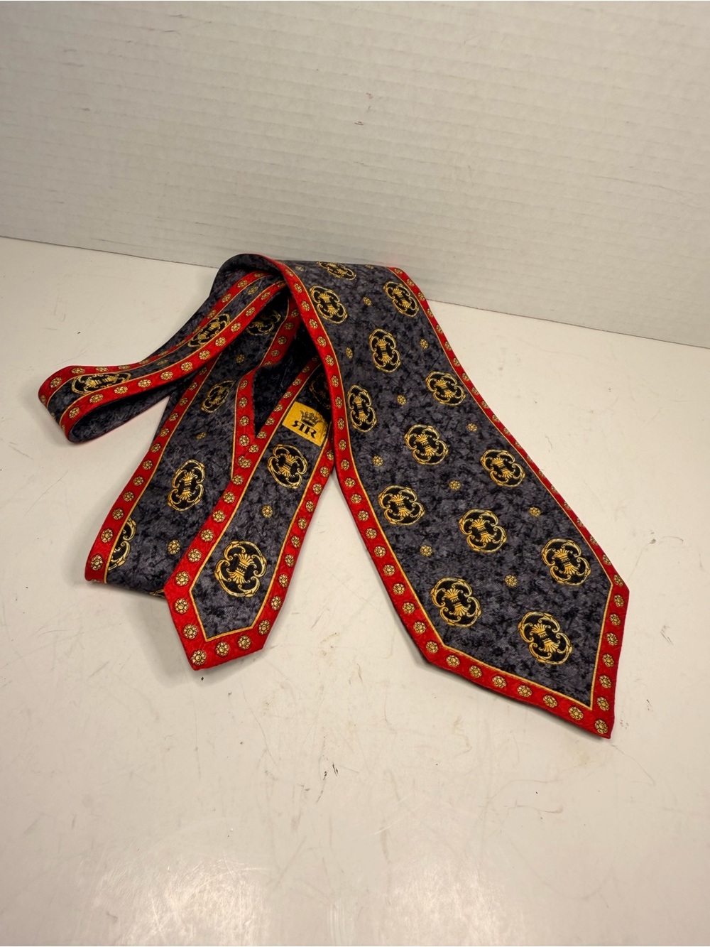 Richel Handmade in Spain 100% Silk Necktie with Crown and Crest Motif